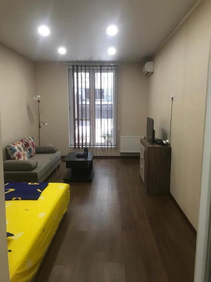 Gagarin Plaza Apartment Odessa Esterno foto